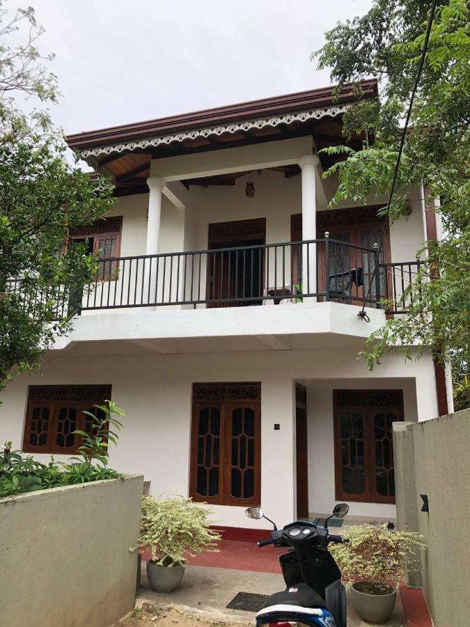 Ceylonia Guest Hotel Weligama Kültér fotó